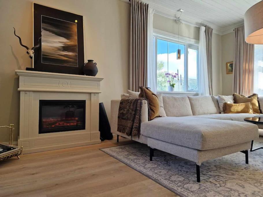 Villa Close To The City Centre ทรอมโซ ภายนอก รูปภาพ